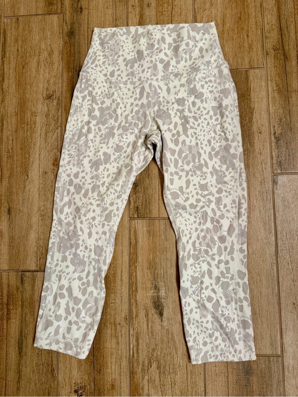 lululemon athletica High-Rise Cropped Leggings in Ivory with gray Spot Print
